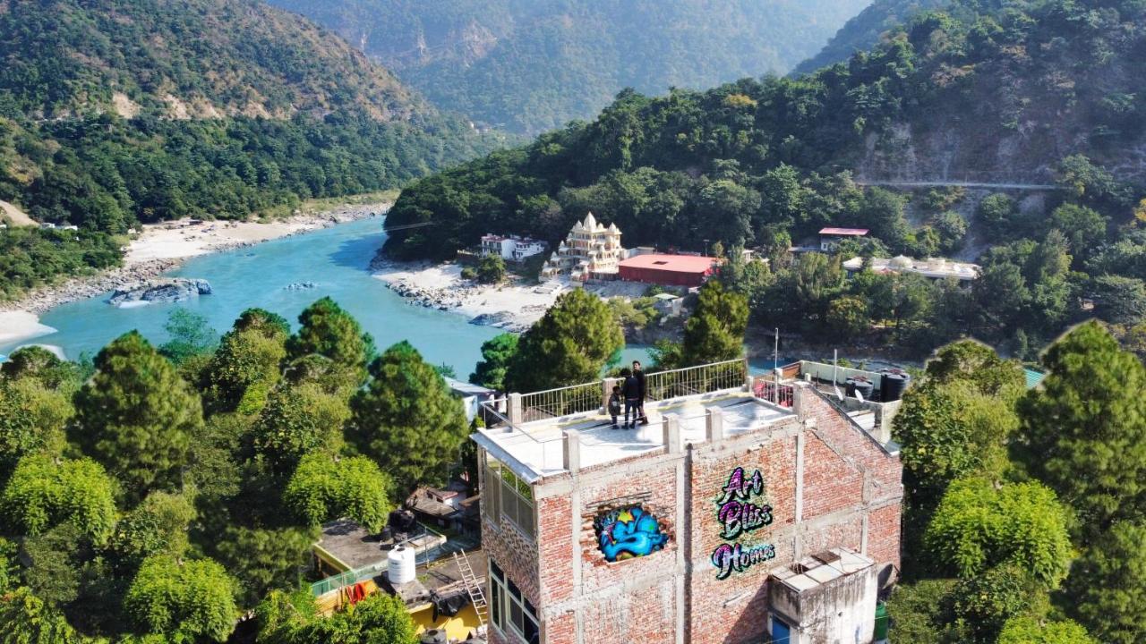 Art Bliss Hostel Rishīkesh Екстериор снимка