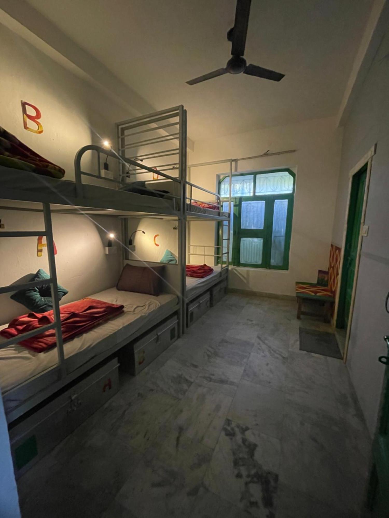 Art Bliss Hostel Rishīkesh Екстериор снимка