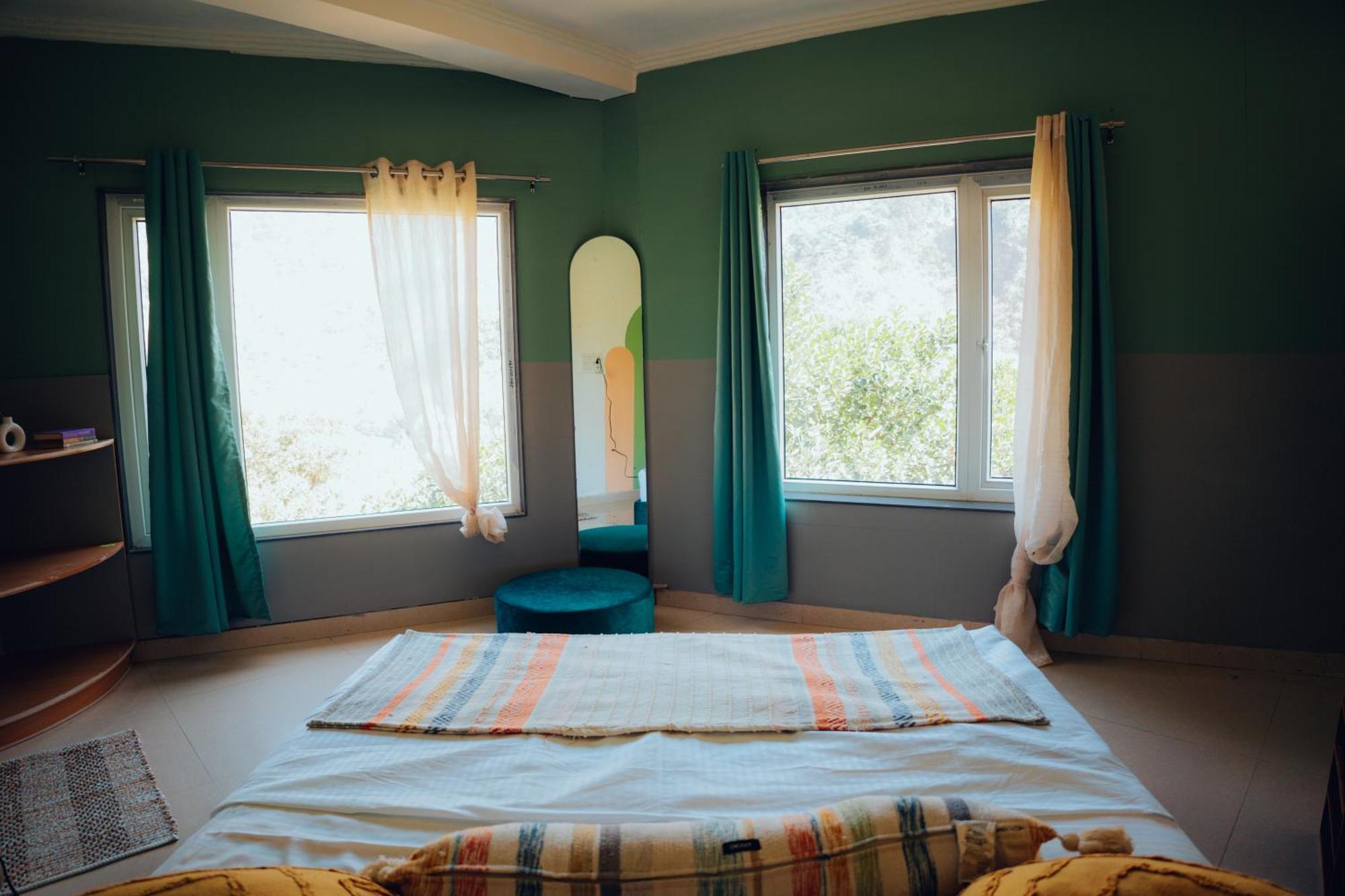 Art Bliss Hostel Rishīkesh Екстериор снимка