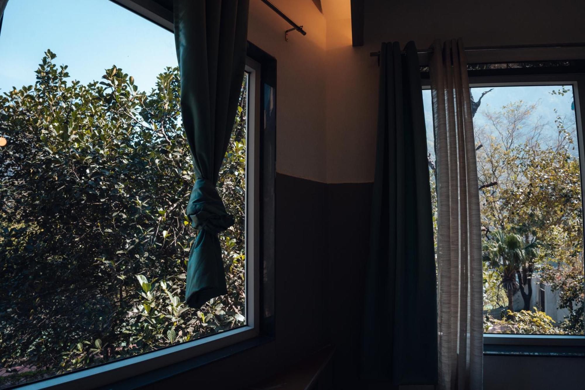 Art Bliss Hostel Rishīkesh Екстериор снимка